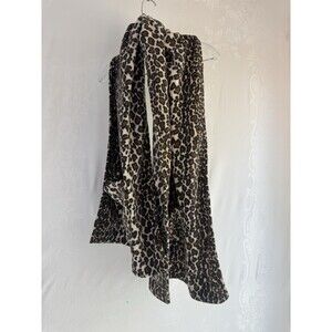Westbound Animal Print Scraf with Hand Pockets Very Soft